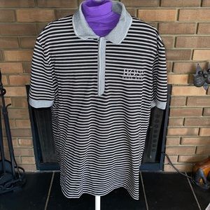 Hugo boss shirt, in excellent condition size large